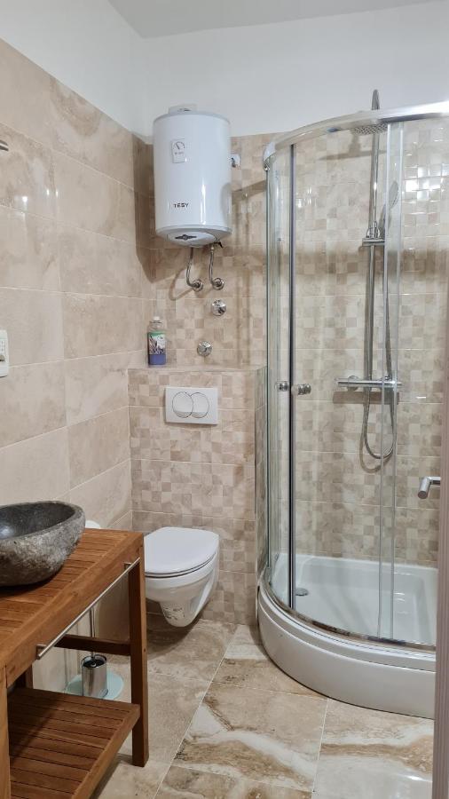 Apartments Prizmic Ποντστράνα Εξωτερικό φωτογραφία