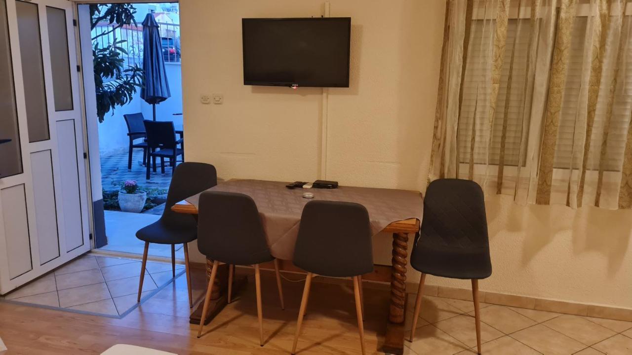 Apartments Prizmic Ποντστράνα Εξωτερικό φωτογραφία